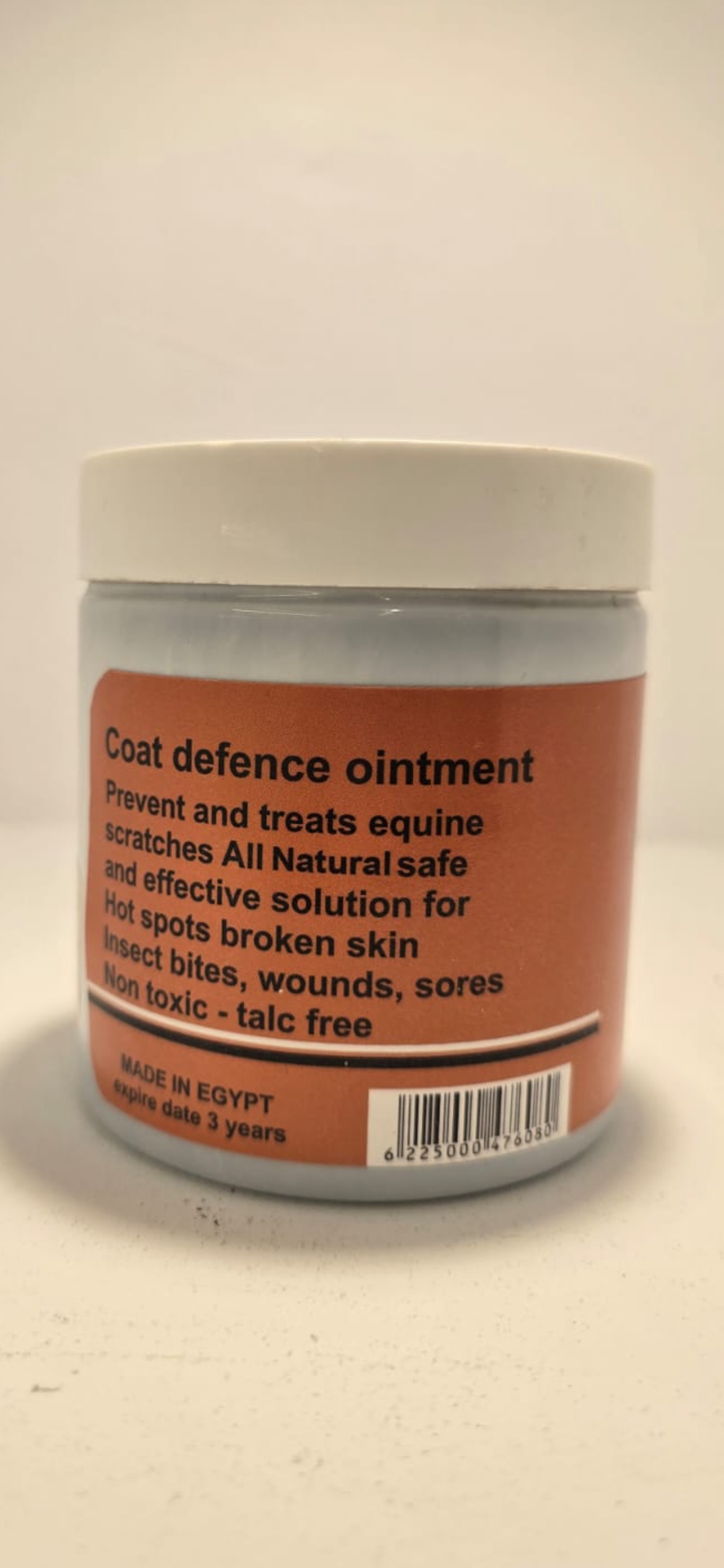 Coat defence ointment